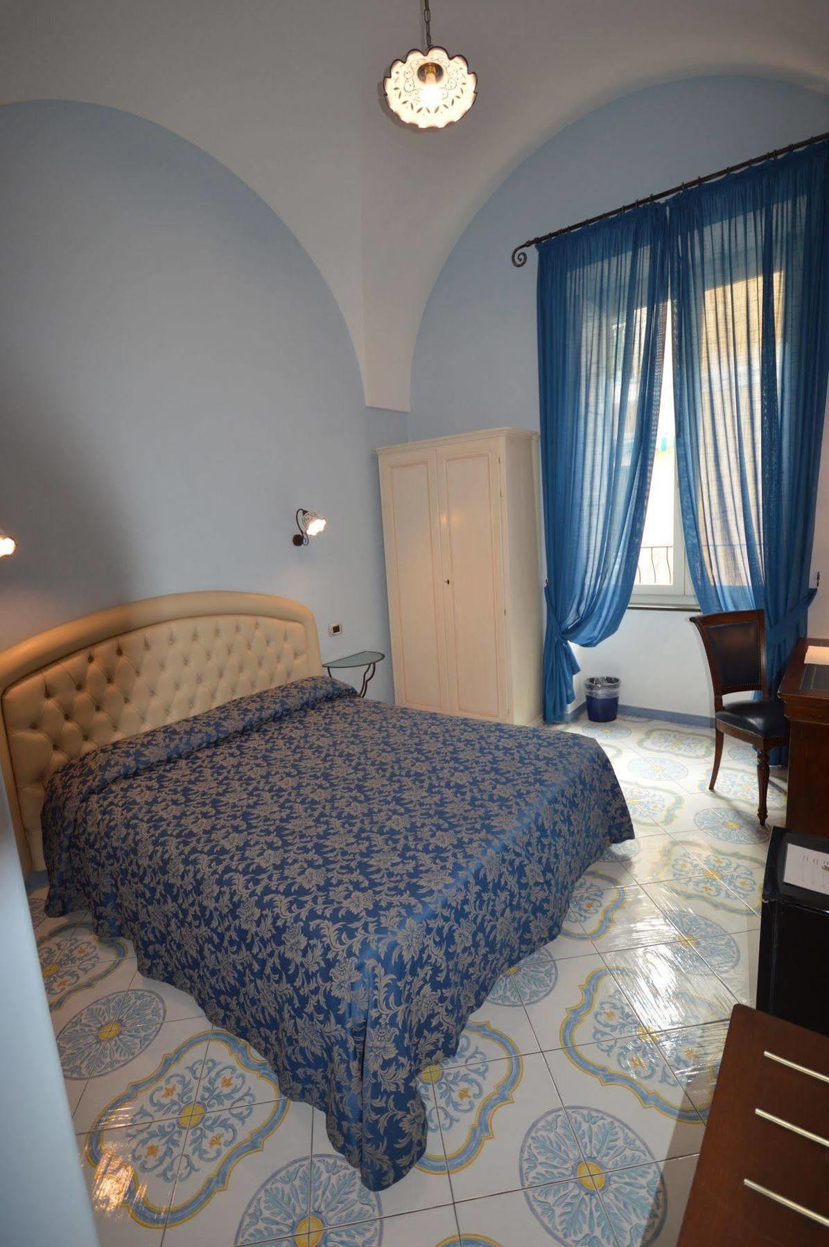 B&B Palazzo Pisani Amalfi Exteriör bild