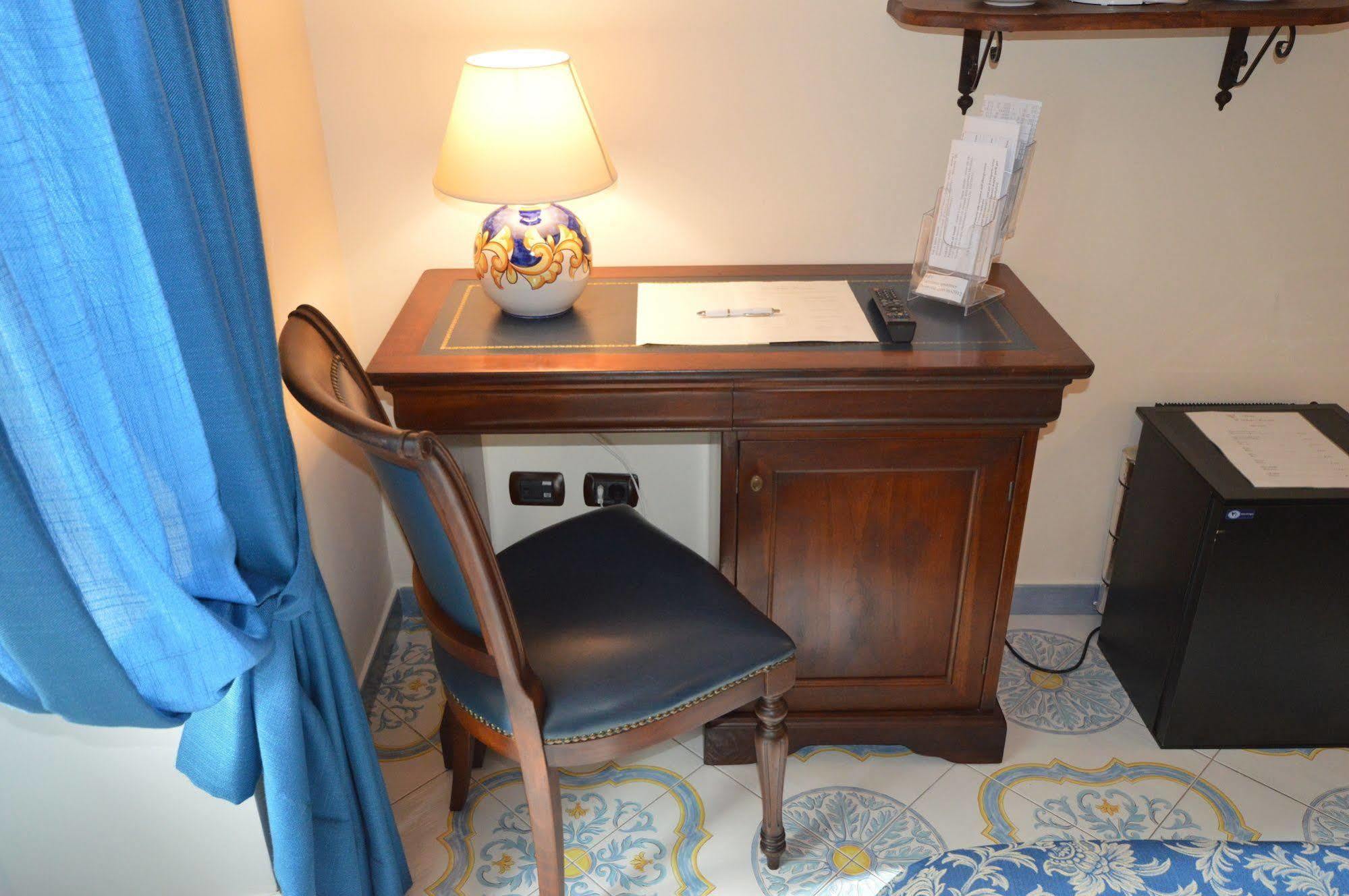 B&B Palazzo Pisani Amalfi Exteriör bild